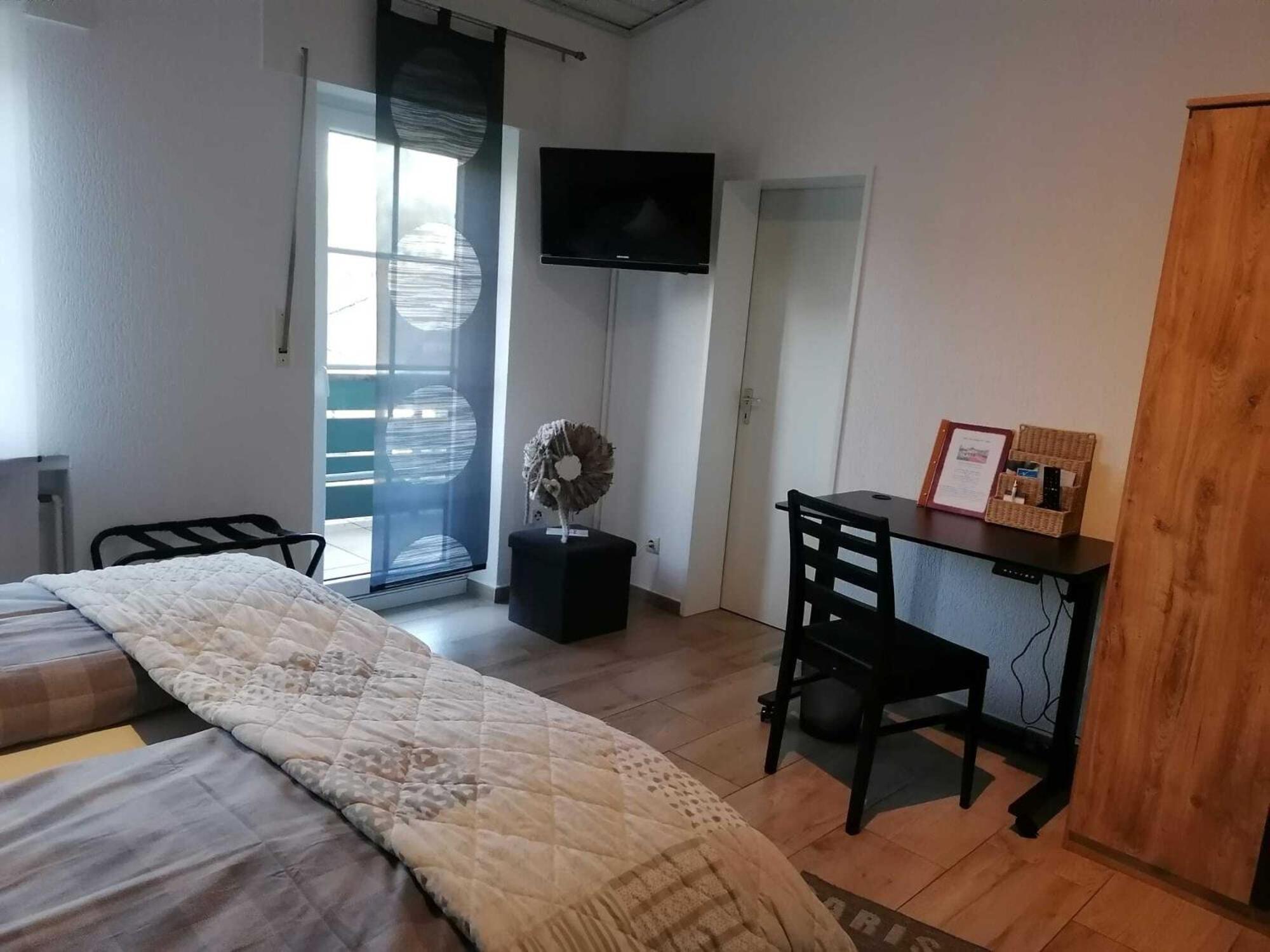 Hotel Haus Hildegard Niederkruechten Bagian luar foto